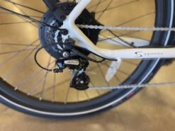 Serfas Dash E-Bike 500W Step Over White -Chic Bike Shop f8qAos8on8nLWVKzTnvl9FB0o