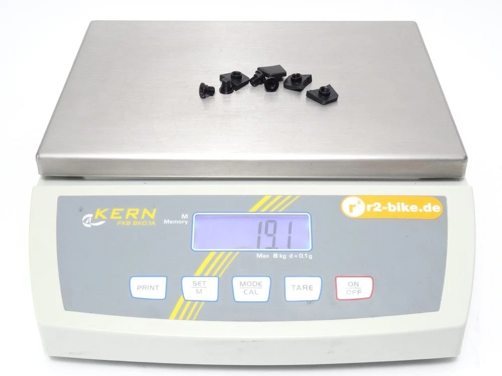 SRAM Chainring Bolt Kit 4x1 M8x6.5x3.4 Aluminum Including Bolt Covers Black Qty 4 2022 3 SRAM Chainring Bolt Kit 4x1 M8x6.5x3.4 Aluminum Including Bolt Covers Black Qty 4 2022 - Image 3