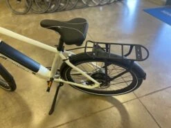 Serfas Dash E-Bike 500W Step Over White -Chic Bike Shop rmnZ XDapHGec FNGuYvEvpuc