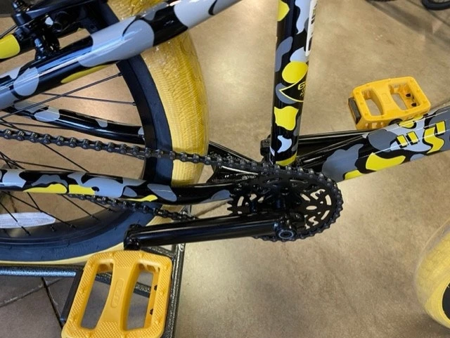 Se-bikes SE Bikes SE So Cal Flyer 24 Yellow Camo 2021 4 Se-bikes SE Bikes SE So Cal Flyer 24 Yellow Camo 2021 - Image 4